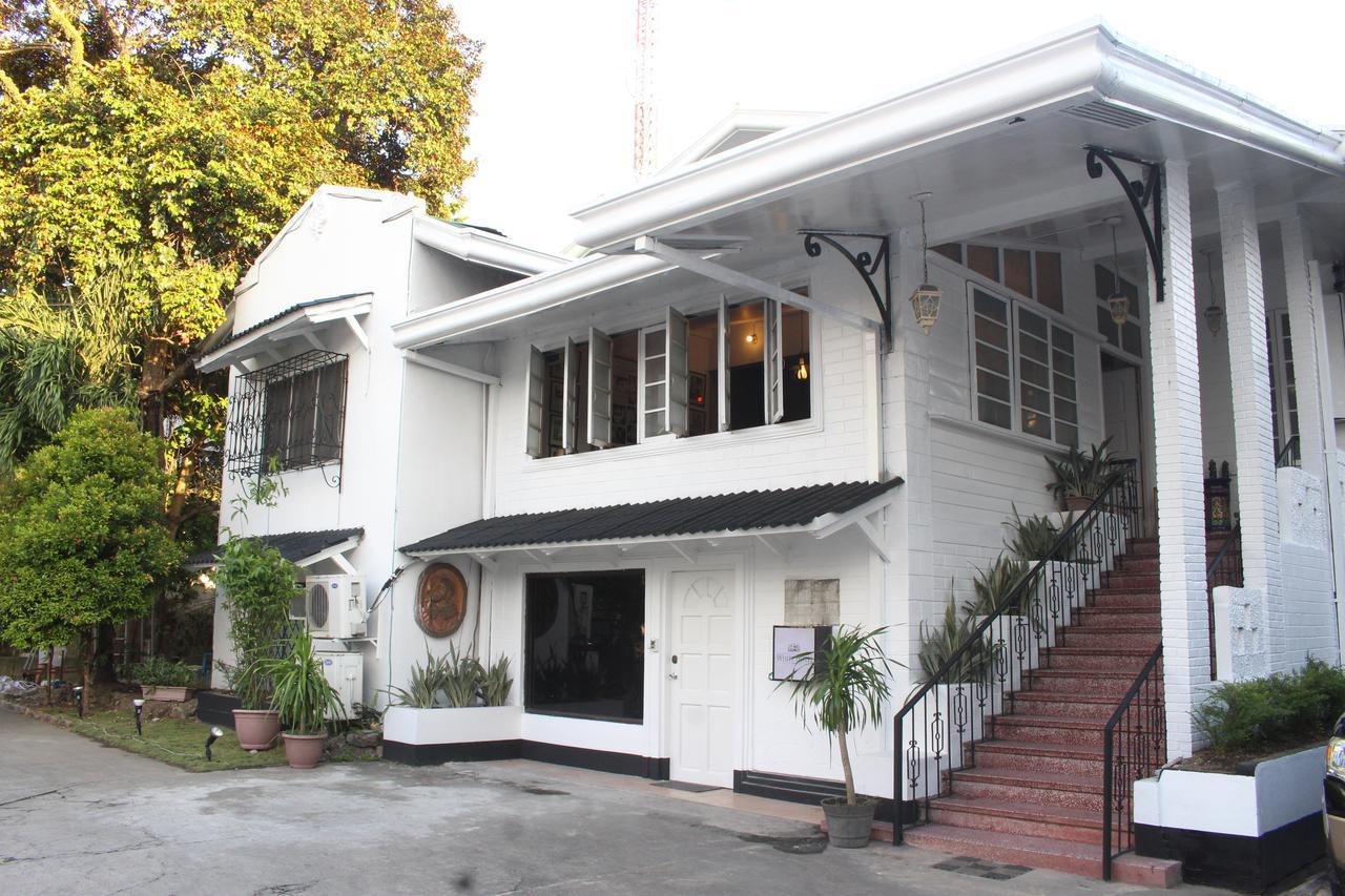 The White Bed And Breakfast Bacolod Exterior foto