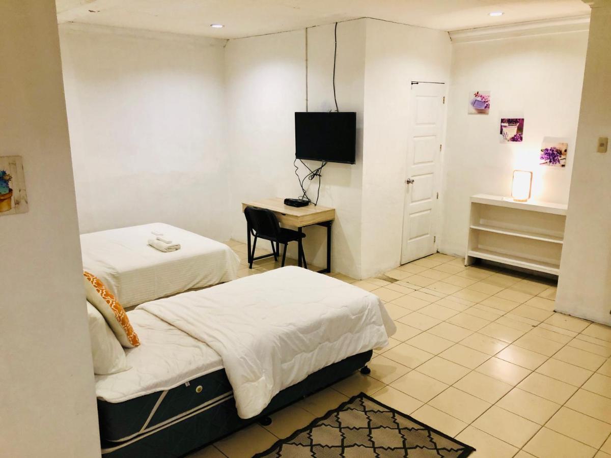 The White Bed And Breakfast Bacolod Zimmer foto